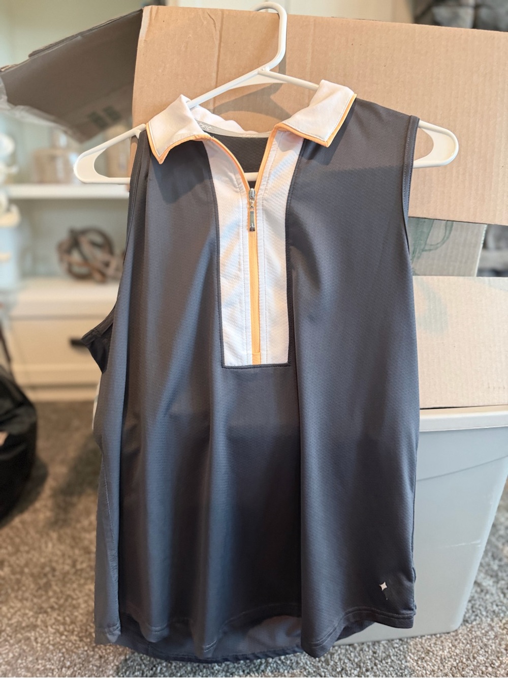 Women's Sleeveless Polo shirt White Zip Collar large
